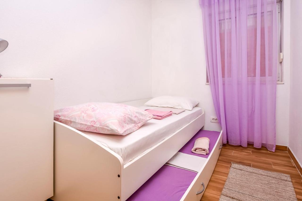Apartments Markovic Rogoznica  Bagian luar foto