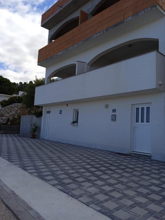 Apartments Markovic Rogoznica  Bagian luar foto